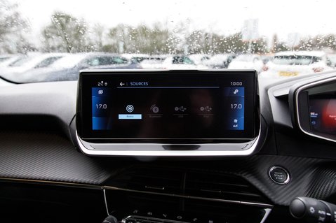 Peugeot 208 PURETECH ALLURE PREMIUM PLUS S/S 21