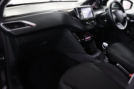 Peugeot 208 S/S TECH EDITION 34