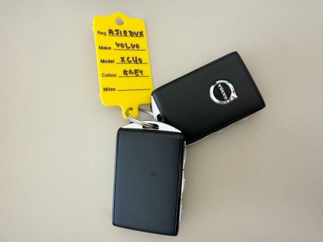 Volvo XC40 2.0 D4 Inscription Auto AWD Euro 6 (s/s) 5dr 13