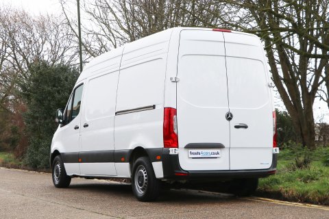 Mercedes-Benz Sprinter 2.0 CDI PremiumFWD L2 H2 150 ps 4