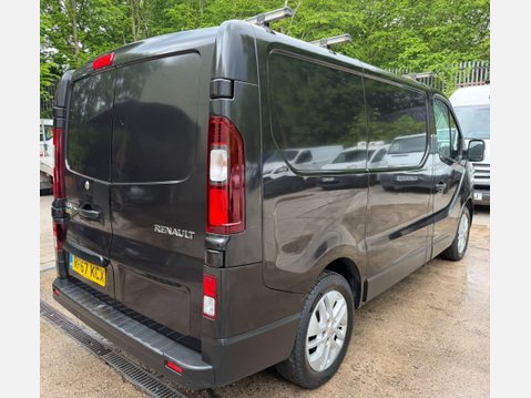 Renault Trafic 1.6 dCi ENERGY 27 Sport Nav Panel Van 5dr Diesel Manual SWB Standard Roof E 13
