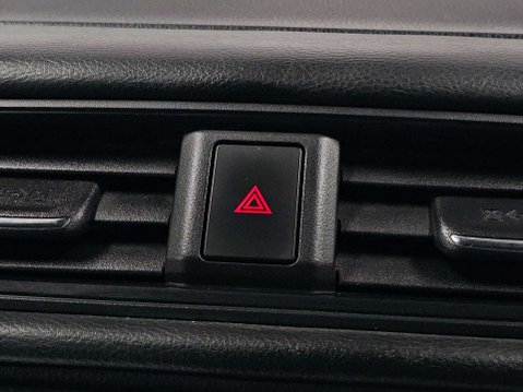 Nissan LEAF N-Connecta 5dr 73