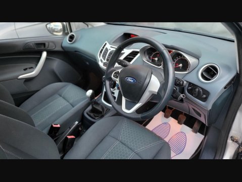 Ford Fiesta ZETEC 2