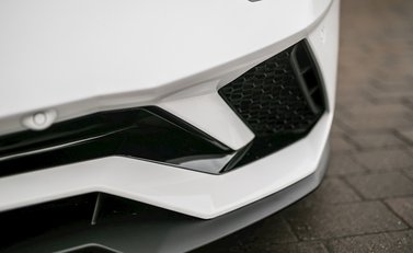 Lamborghini Aventador S 25