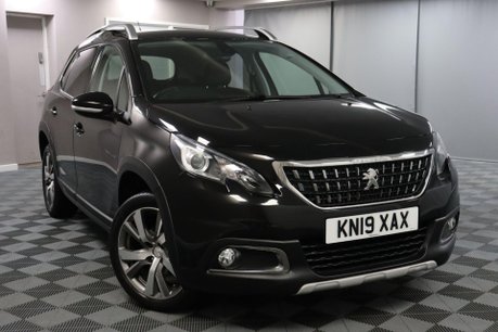 Peugeot 2008 BLUEHDI ALLURE 19