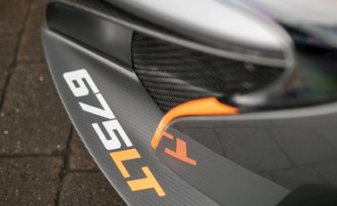 McLaren 675LT Spider 34