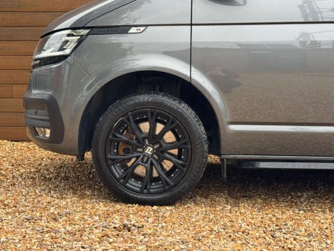 Volkswagen Transporter 2.0 Transporter T30 Highline TDI Semi-Auto 13