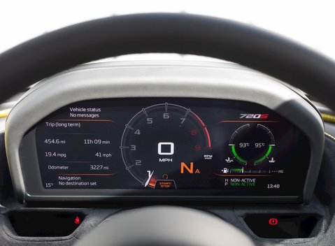 McLaren 720S Peformance 18