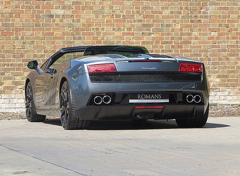 Lamborghini Gallardo LP 560-4 Spyder 5