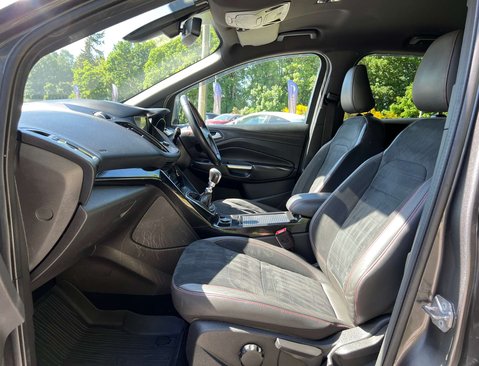 Ford Kuga 2.0 Kuga ST-Line TDCi 5dr 38