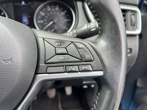 Nissan Qashqai (Sold) 1.5 dCi N-Connecta SUV 5dr Diesel Manual Euro 6 (s/s) (115 ps) 21