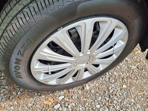 Volkswagen Up MOVE UP 11