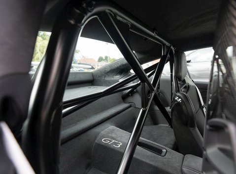 Porsche 911 GT3 (991.2) 14