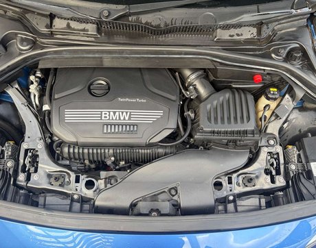 BMW 2 Series 2.0 220i M Sport Auto 5dr 21