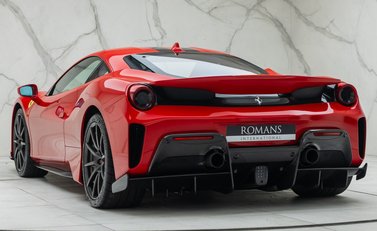 Ferrari 488 Pista 10