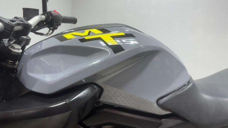 Yamaha MT-125 MT 125 2016 16K GPR EXHAUST NEW MOT SERVICED 125CC NAKED 39