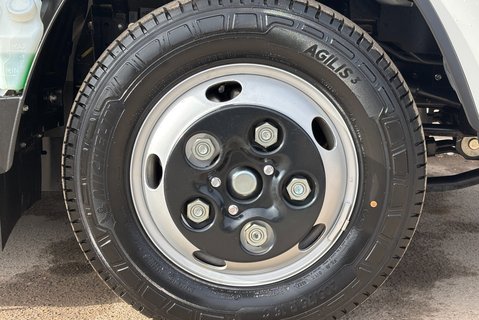 Isuzu Grafter N35.150 Toolbox Arbor Tipper Truck - Barn Doors / Lift Up Roof 25