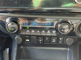 Toyota Hilux Invincible X | Auto | 2.8 LT | Double Cab | Sensors | EURO 6 | NO VAT 38