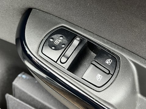 Vauxhall Corsa 1.4 ecoFLEX Energy 5dr [AC] 19
