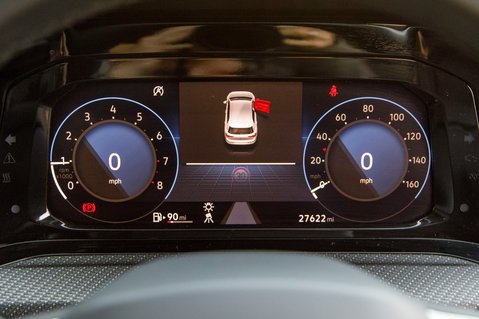 Volkswagen Golf R-LINE TSI 11