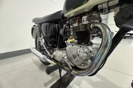 Triumph Bonneville 650cc 18