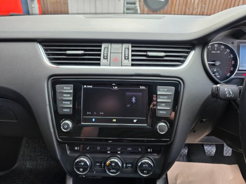 Skoda Octavia SE TDI 4X4 19