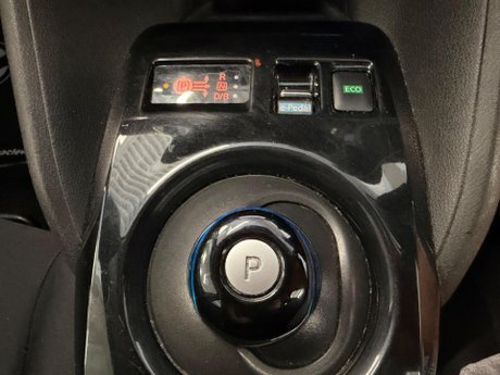 Nissan LEAF 40kWh Acenta Auto 5dr 19