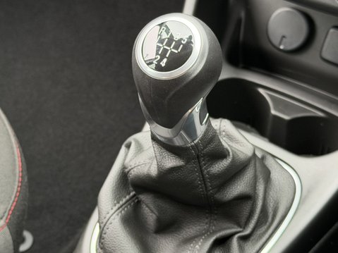 Vauxhall Corsa 1.4 Griffin 5dr 29