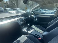 Volkswagen Passat GT TDI BLUEMOTION TECHNOLOGY 13