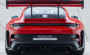 Porsche 911 GT3 RS (992) 8
