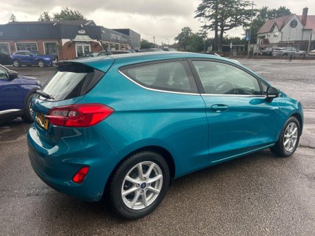 Ford Fiesta 1.0T EcoBoost Zetec Euro 6 (s/s) 3dr 9