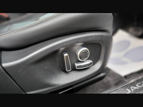 Jaguar I-Pace BLACK 26