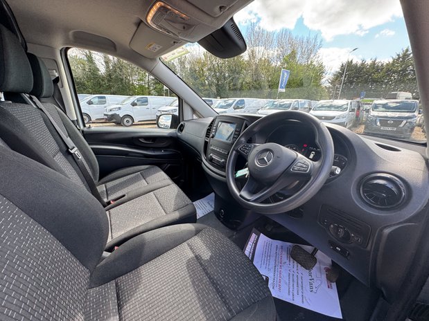 Mercedes-Benz Vito AUTO LWB L2H1 Low Roof Progressive 114 Camera EURO 6 15
