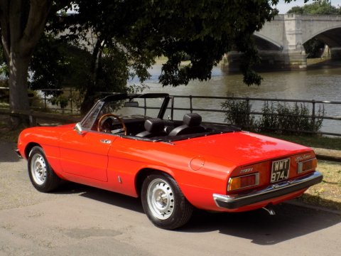 Alfa Romeo Spider 2000 Spider Veloce - LHD 82