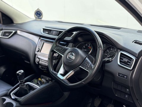 Nissan Qashqai 1.3 Qashqai Tekna DiG-T 5dr 47