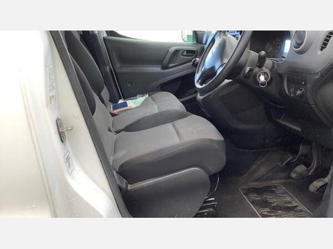 Peugeot Partner 1.6 BlueHDi 854 SE L1 5dr 7