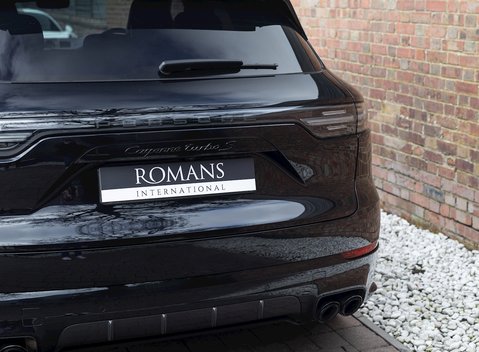 Porsche Cayenne Turbo S E-Hybrid 31