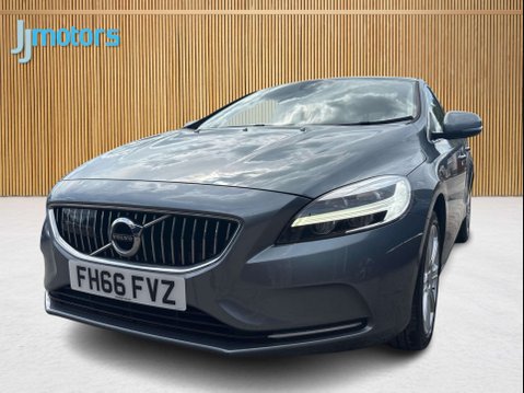 Volvo V40 1.5 T2 Inscription Hatchback 5dr Petrol Auto Euro 6 (s/s) (122 ps) 5
