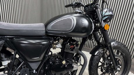 Mutt FSR 2021 ONLY 7K MODERN RETRO 125CC LEARNER BIKE LONG MOT 16