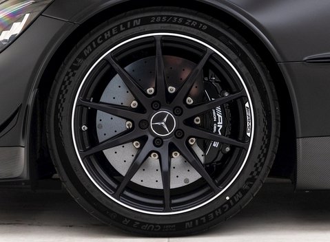 Mercedes-Benz Amg GT GT Black Series 8