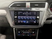 Volkswagen Tiguan 1.5 TSI Life SUV 5dr Petrol Manual Euro 6 (s/s) (150 ps) Air Con - Alloy Wh 18