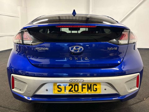 Hyundai IONIQ 1.6 IONIQ Premium SE FHEV Semi-Auto 5dr 4