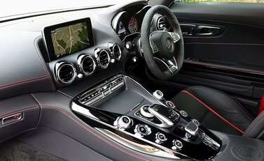 Mercedes-Benz Amg GT GT S Edition 1 25