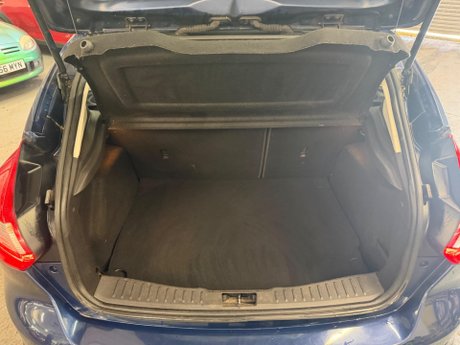 Ford Focus 1.6 TDCi Titanium Euro 5 (s/s) 5dr 32