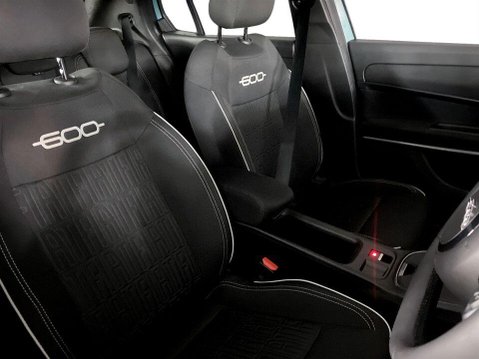 Fiat 600 1.2 MHEV SUV 5dr Petrol Hybrid e-DCT Euro 6 (s/s) (100 ps) Air Con - Alloys 11