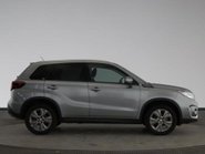 Suzuki Vitara SZ-T 4