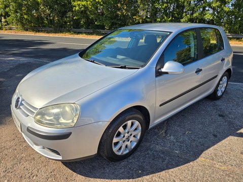 Volkswagen Golf SE 4