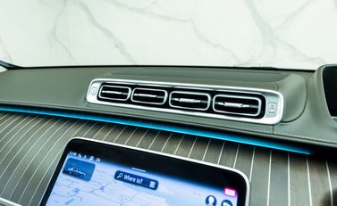 Mercedes-Benz S Class S580 Maybach First Class 34