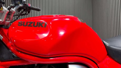 Suzuki Bandit 600 GSF 1996 MK1 RUNNING PROJECT BIKE ONLY 26K NAKED A2 17