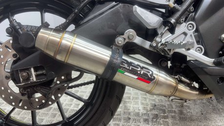 Yamaha MT-125 MT 125 2016 16K GPR EXHAUST NEW MOT SERVICED 125CC NAKED 32